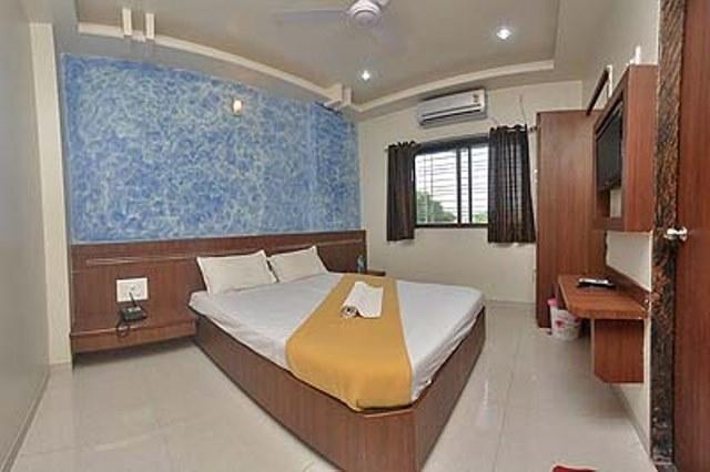 Hotel Jain Residency Shirdi Zimmer foto